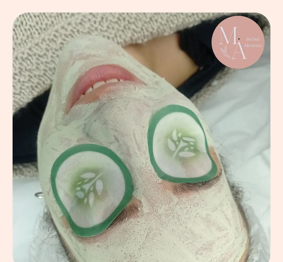 Máscara facial