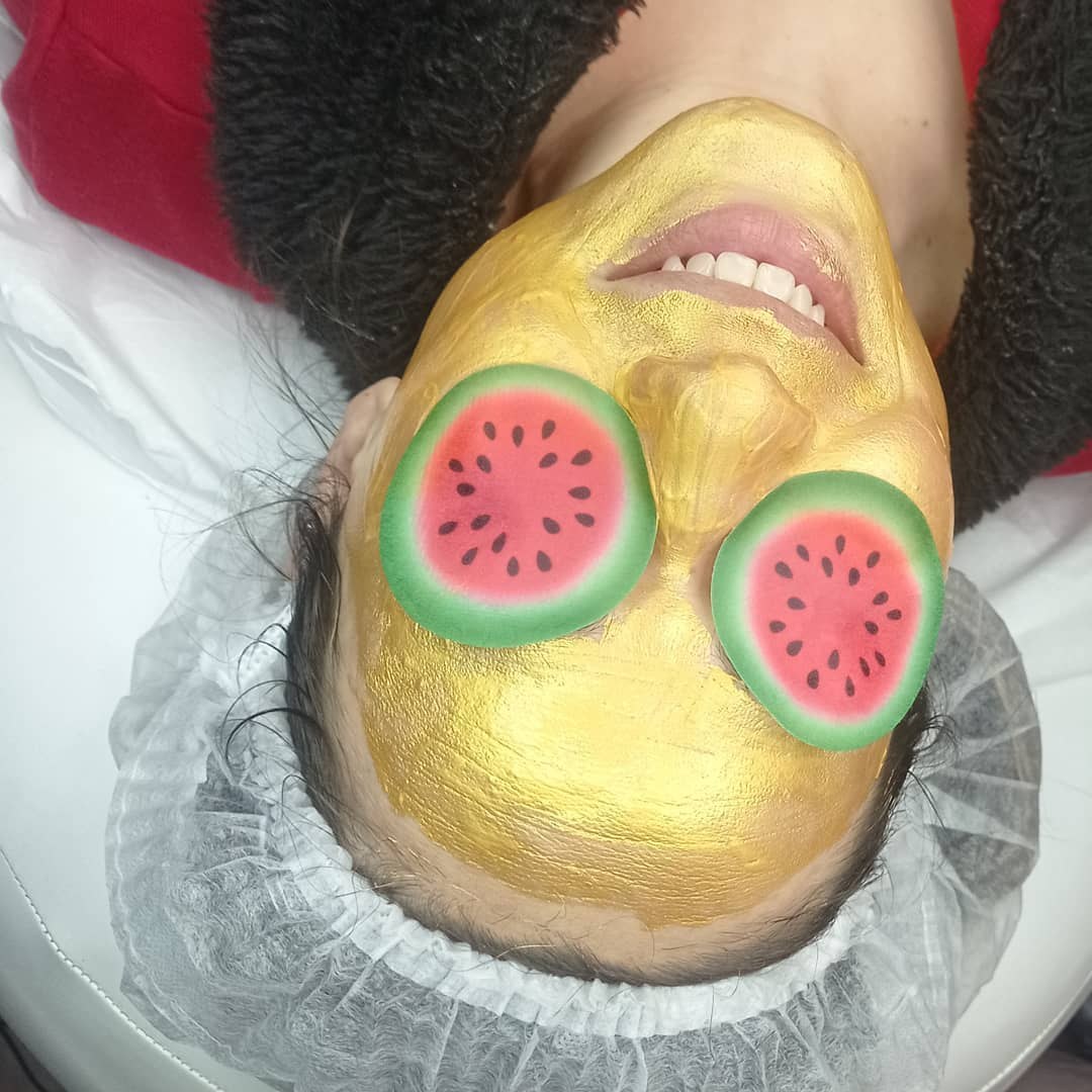 Máscara facial